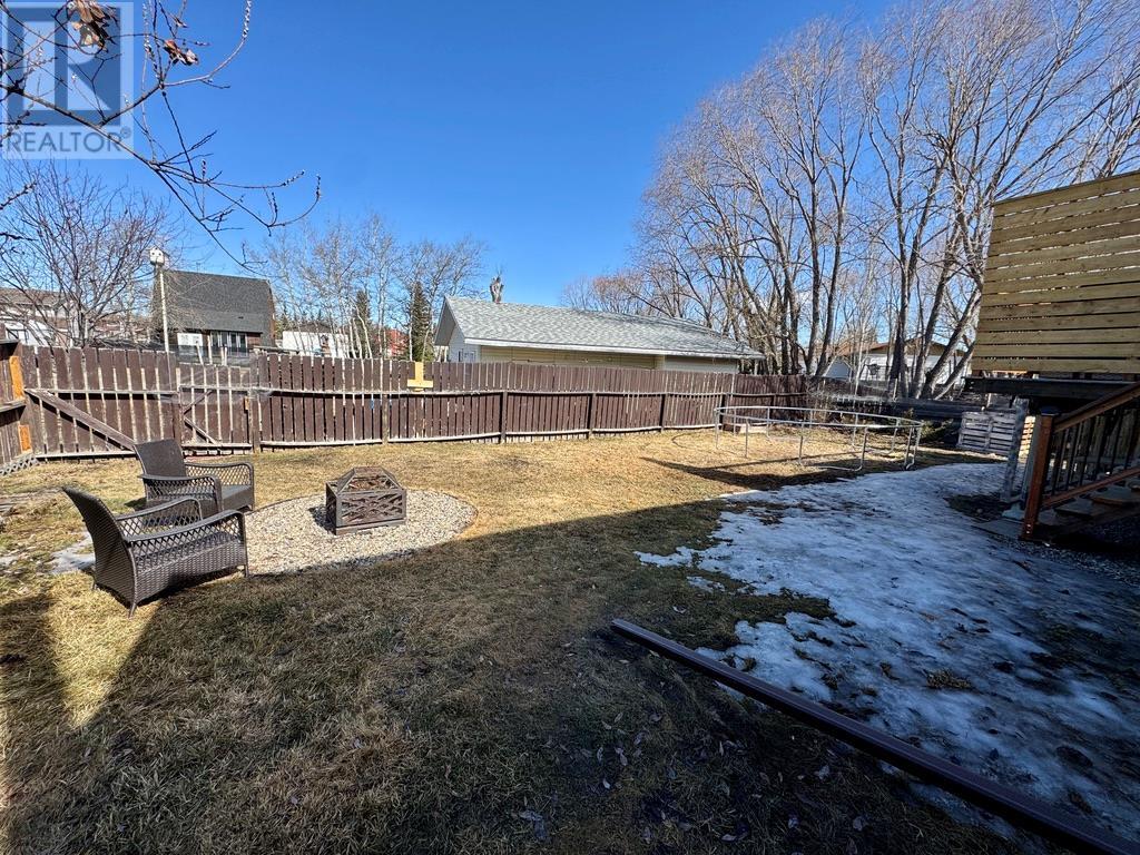 1708 Cedarwood Court, Dawson Creek, British Columbia  V1G 4L8 - Photo 33 - 10342825