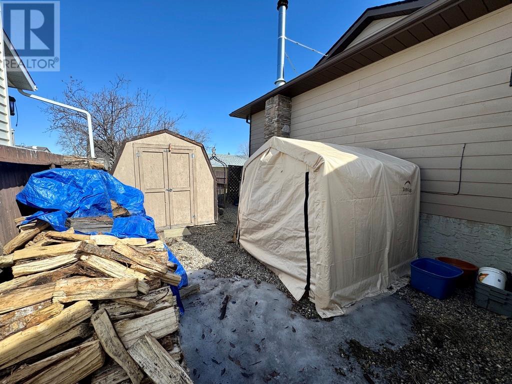 1708 Cedarwood Court, Dawson Creek, British Columbia  V1G 4L8 - Photo 36 - 10342825