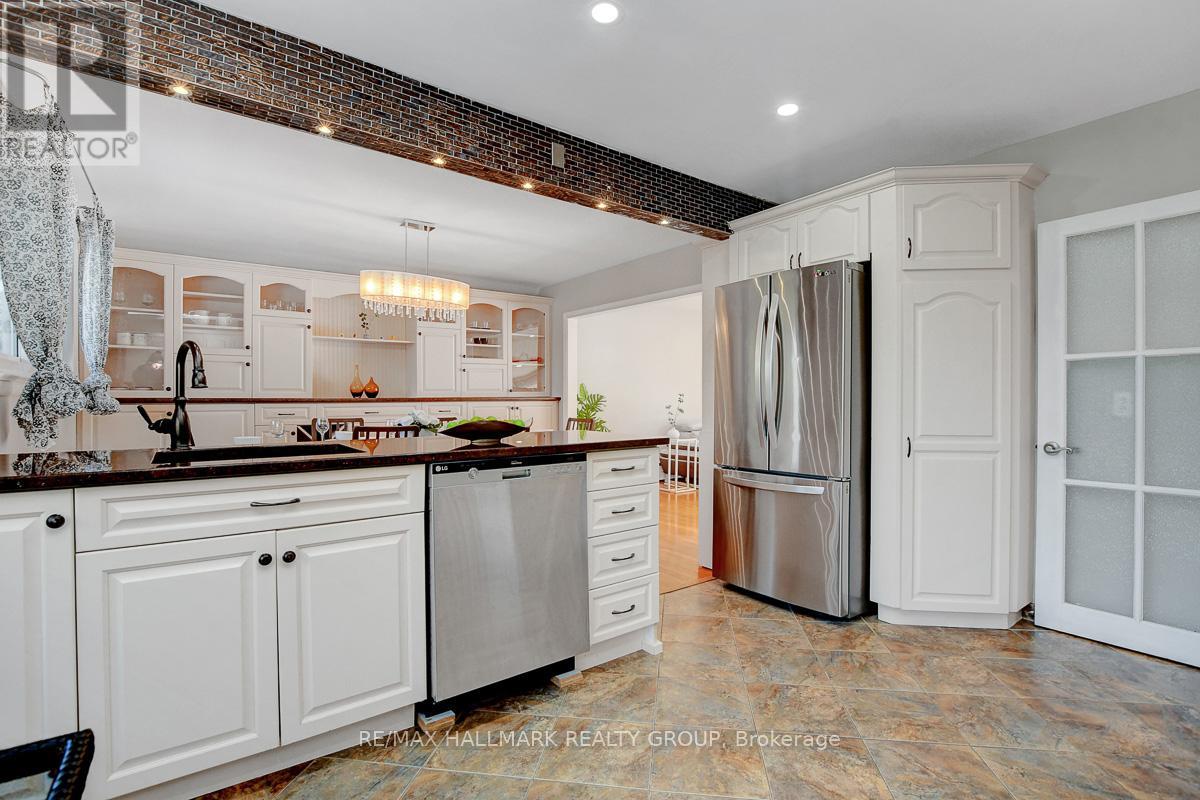 17 Brigade Avenue, Ottawa, Ontario  K2S 1J5 - Photo 21 - X12073231
