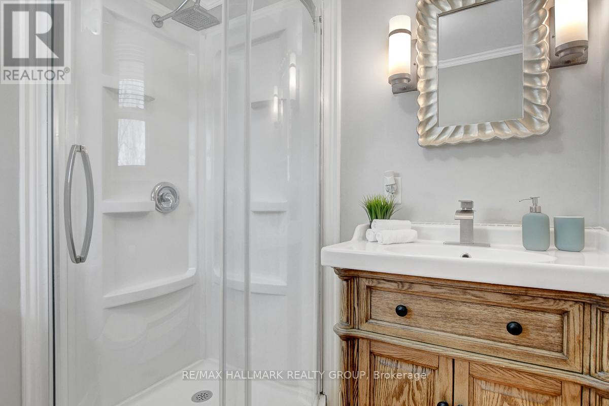17 Brigade Avenue, Ottawa, Ontario  K2S 1J5 - Photo 27 - X12073231