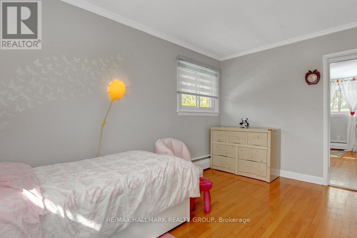 17 Brigade Avenue, Ottawa, Ontario  K2S 1J5 - Photo 30 - X12073231