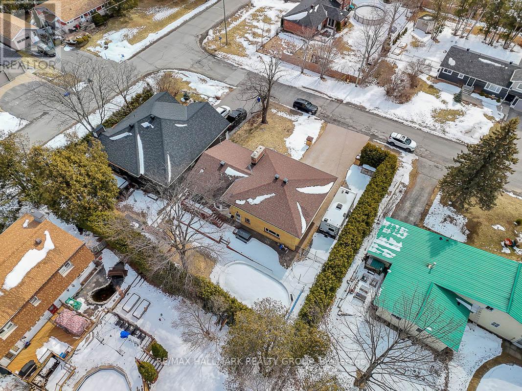 17 Brigade Avenue, Ottawa, Ontario  K2S 1J5 - Photo 50 - X12073231