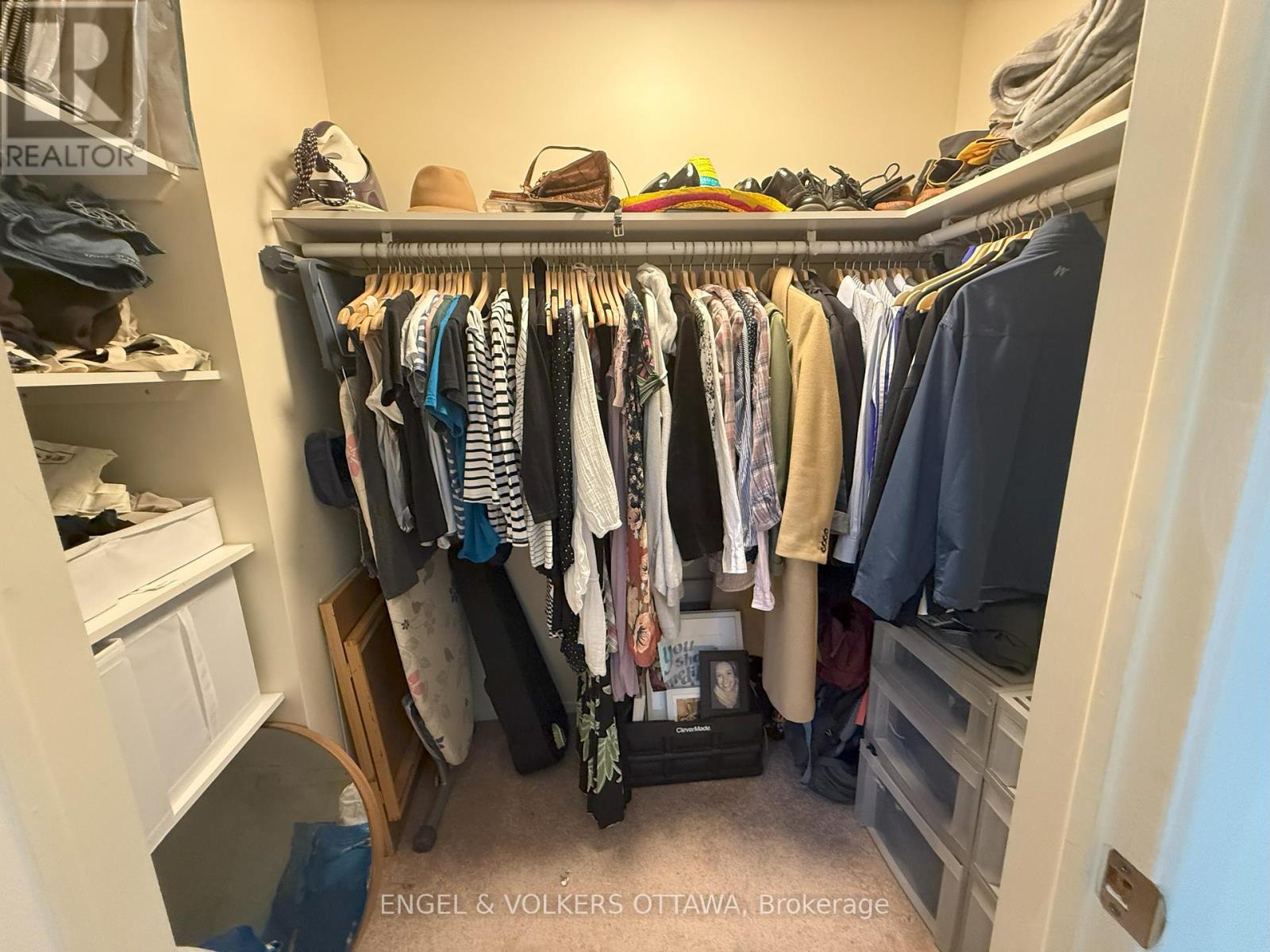 37 Lightfoot Place, Ottawa, Ontario  K2L 3M6 - Photo 16 - X12073252
