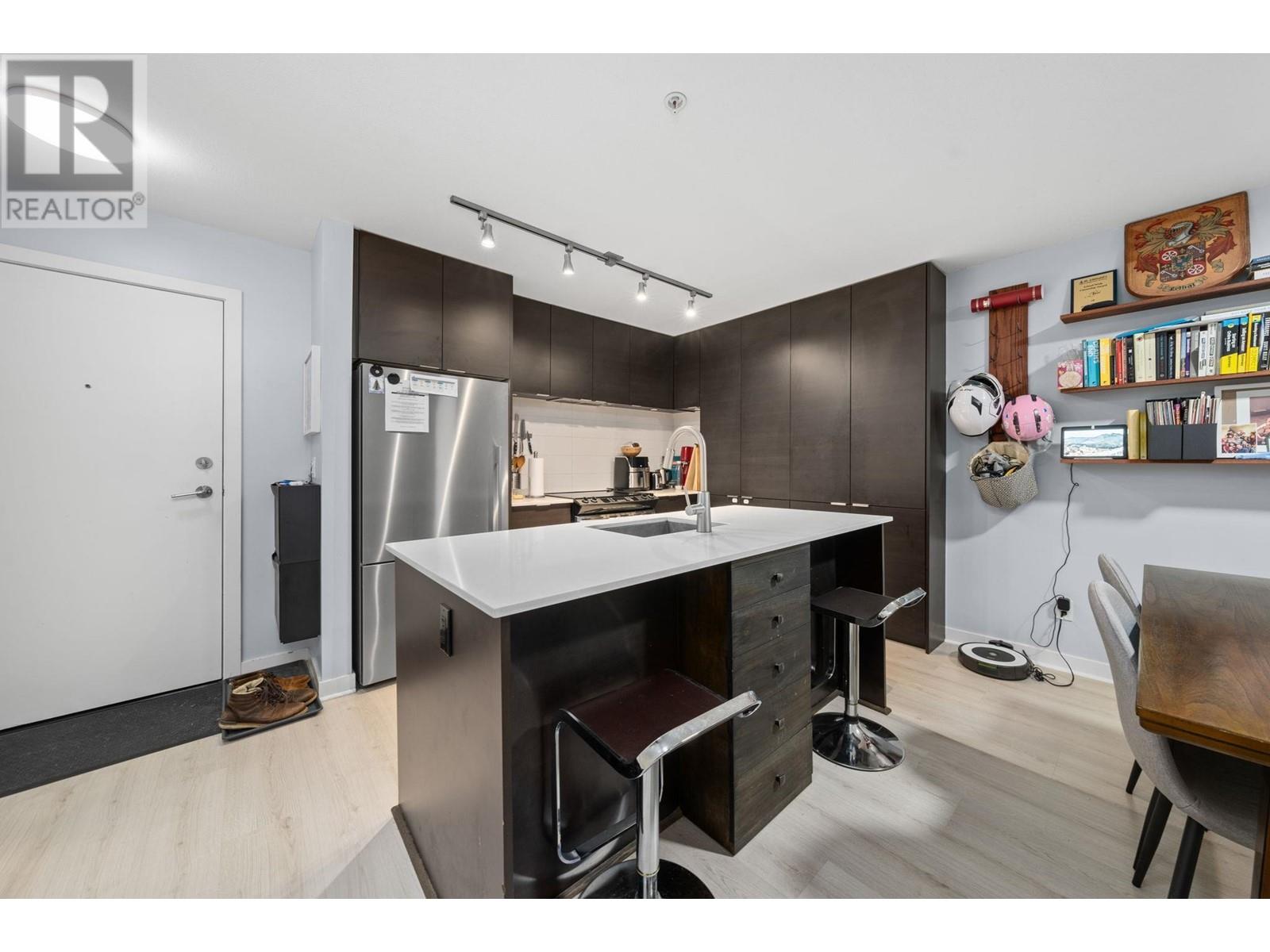 204 1679 Lloyd Avenue, North Vancouver, British Columbia  V7P 0A9 - Photo 13 - R2988636