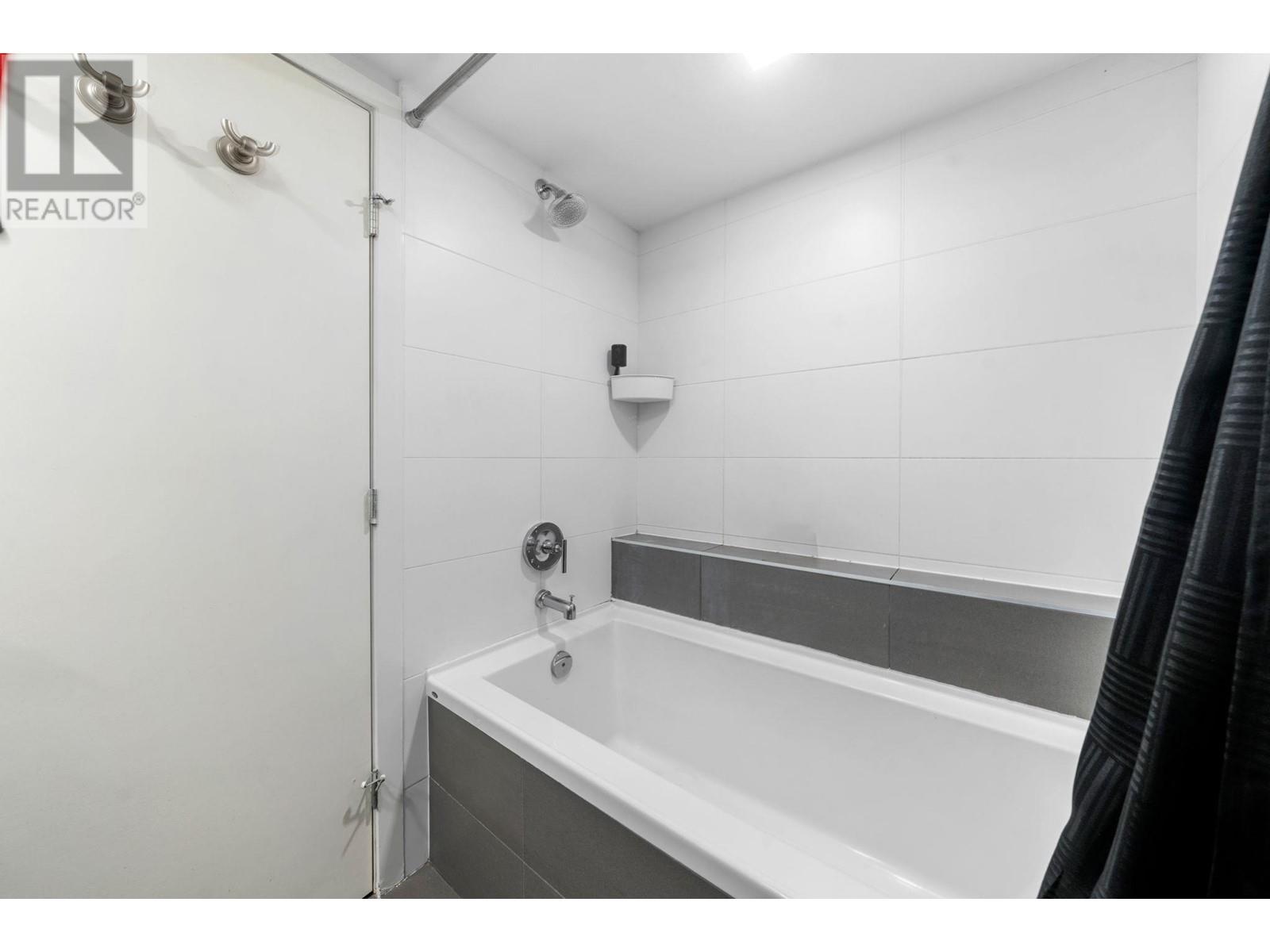 204 1679 Lloyd Avenue, North Vancouver, British Columbia  V7P 0A9 - Photo 26 - R2988636