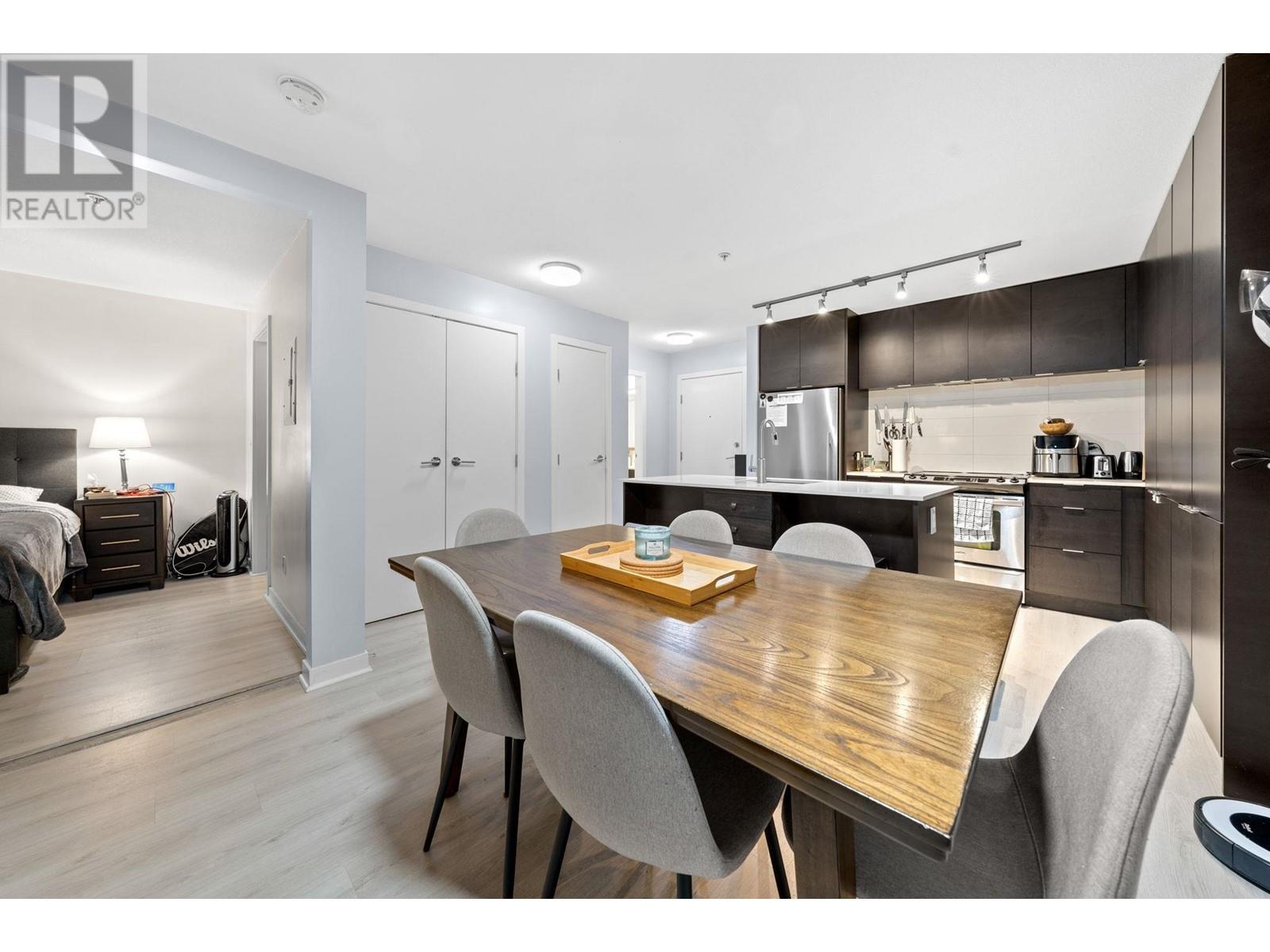 204 1679 Lloyd Avenue, North Vancouver, British Columbia  V7P 0A9 - Photo 9 - R2988636
