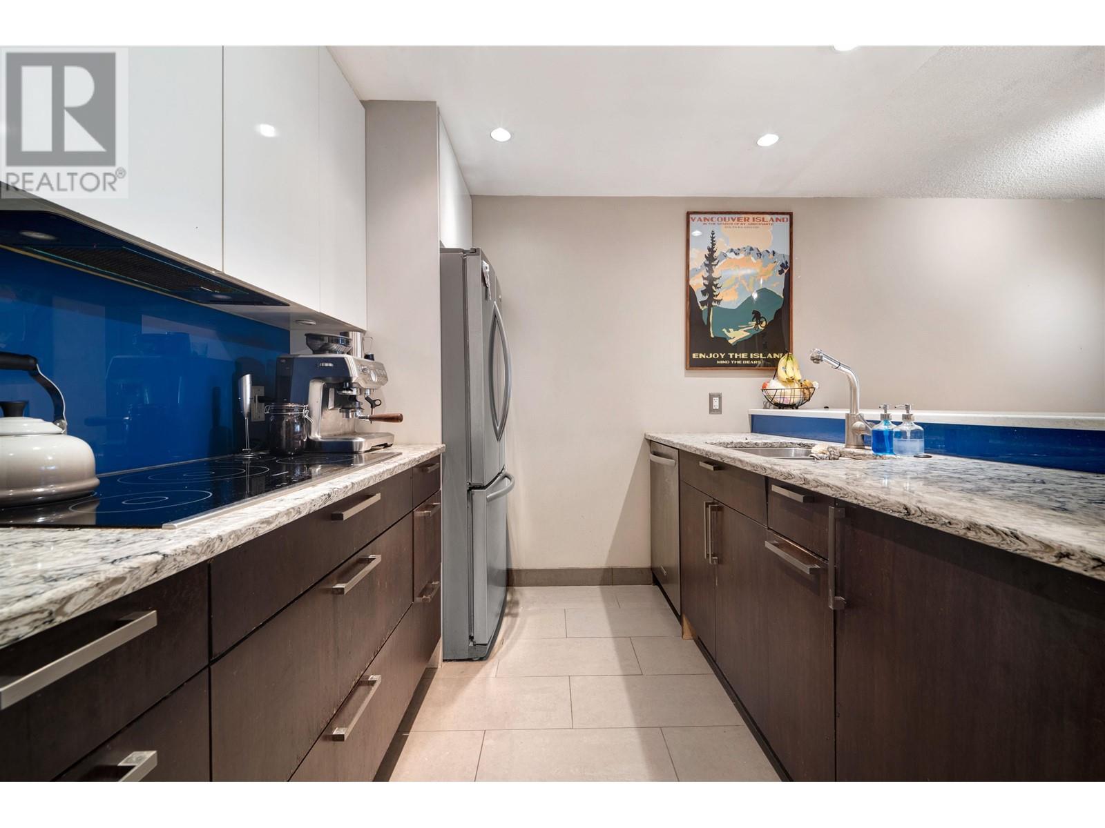 202 936 Bute Street, Vancouver, British Columbia  V6E 1Y8 - Photo 3 - R2988648