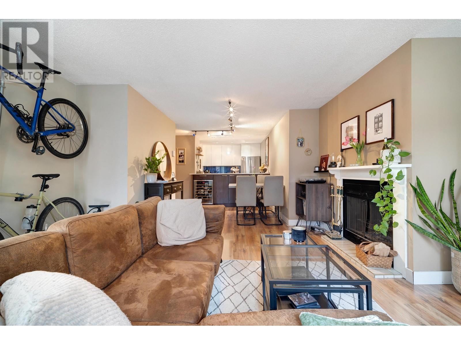 202 936 Bute Street, Vancouver, British Columbia  V6E 1Y8 - Photo 6 - R2988648