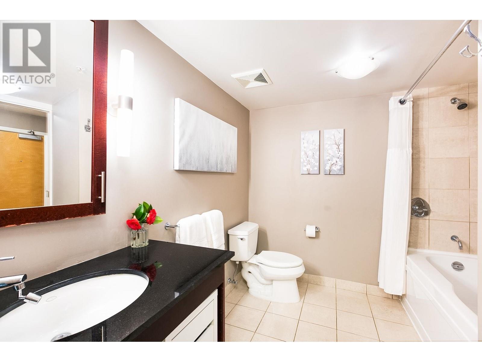 306 122 E 3rd Street, North Vancouver, British Columbia  V7L 1E6 - Photo 16 - R2988678