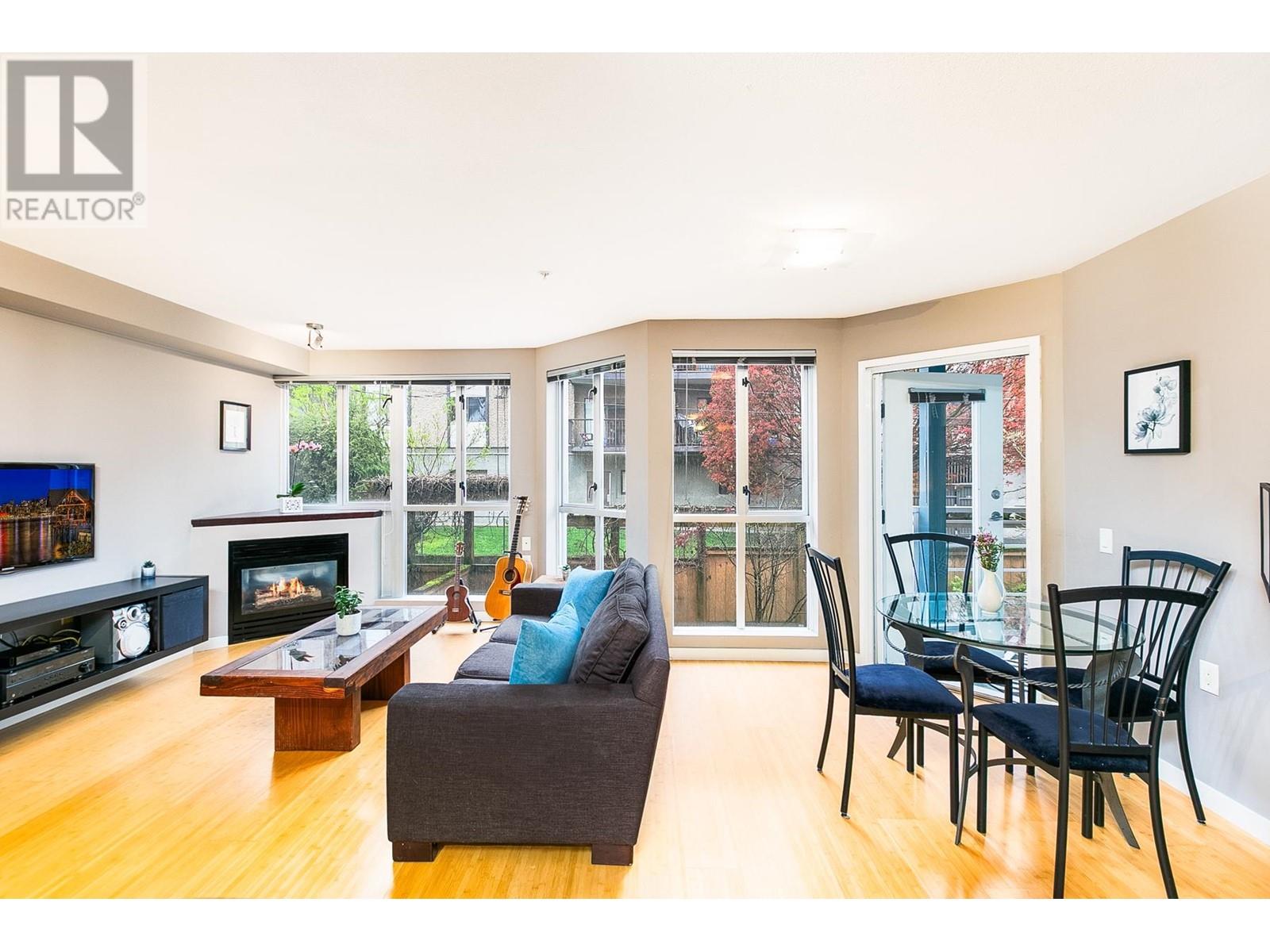 306 122 E 3rd Street, North Vancouver, British Columbia  V7L 1E6 - Photo 8 - R2988678