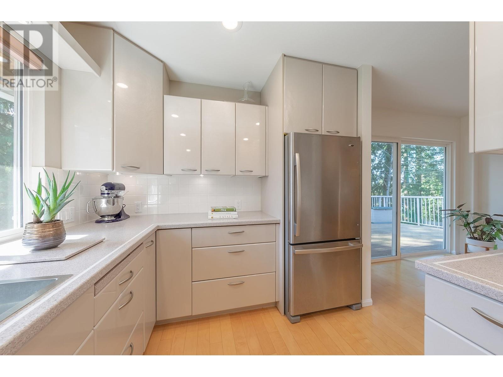 1827 Harbour Drive, Coquitlam, British Columbia  V3J 5W4 - Photo 11 - R2988661
