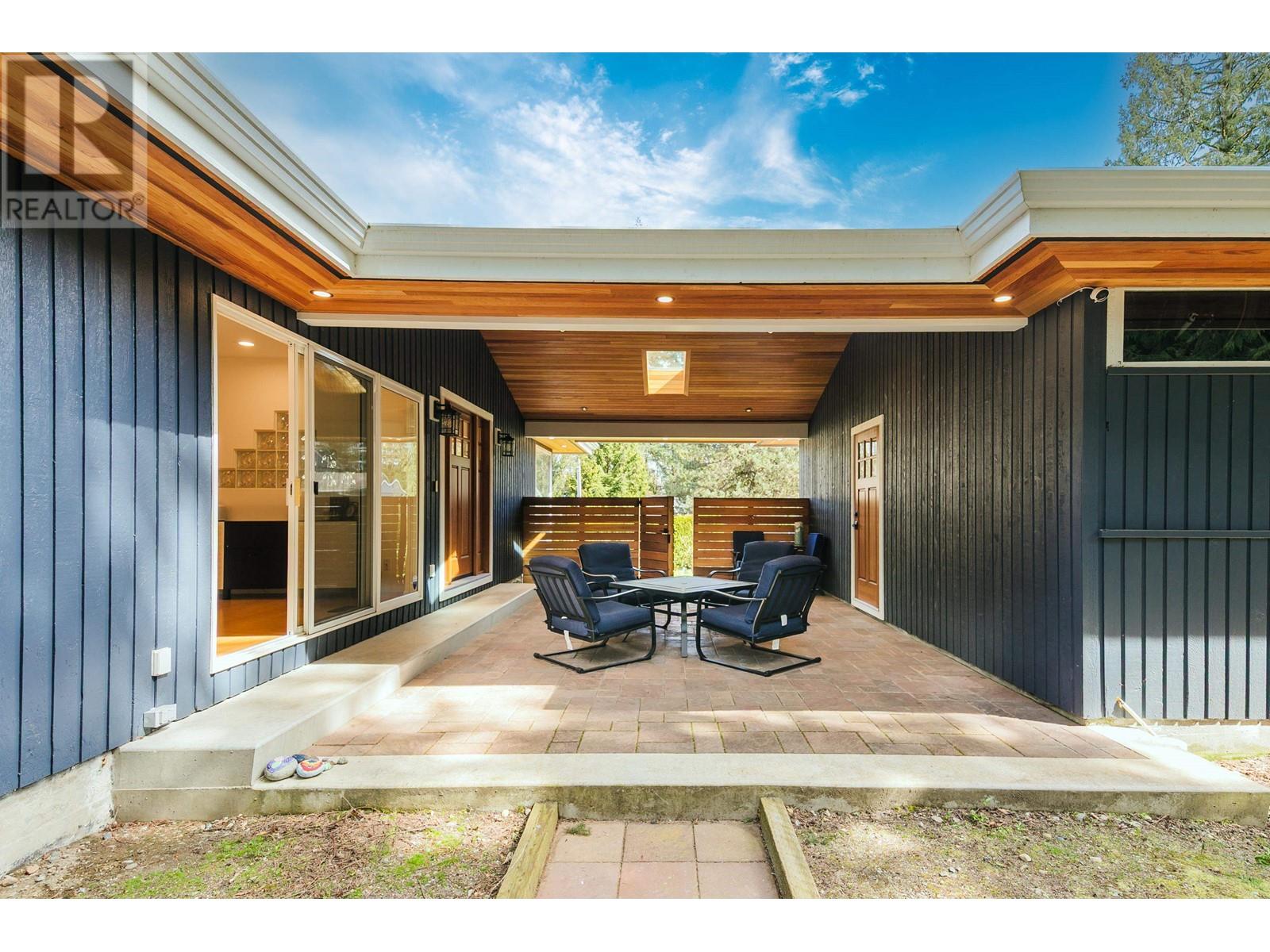 1827 Harbour Drive, Coquitlam, British Columbia  V3J 5W4 - Photo 3 - R2988661