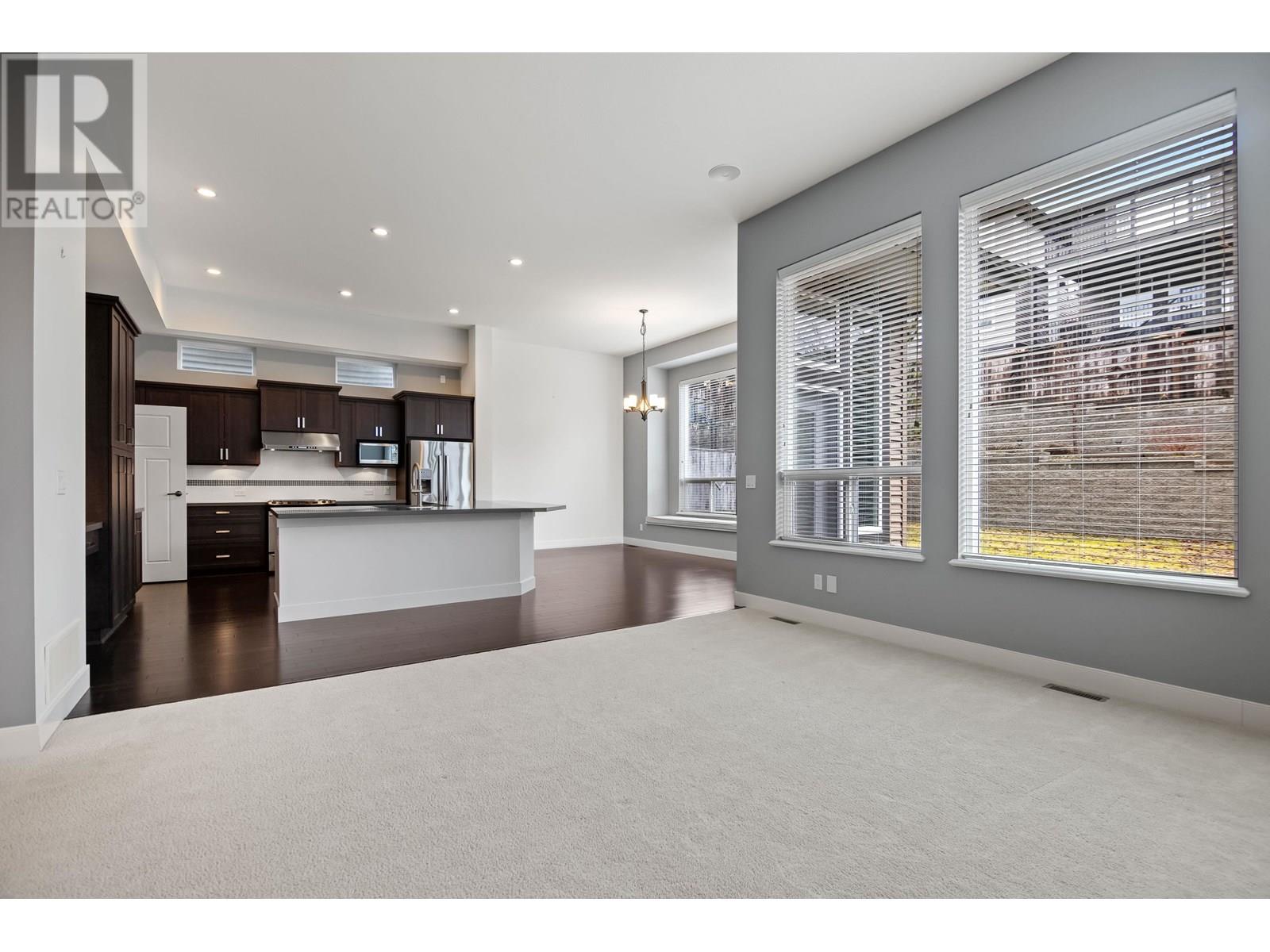 1511 Dayton Street, Coquitlam, British Columbia  V3E 0J6 - Photo 10 - R2988666