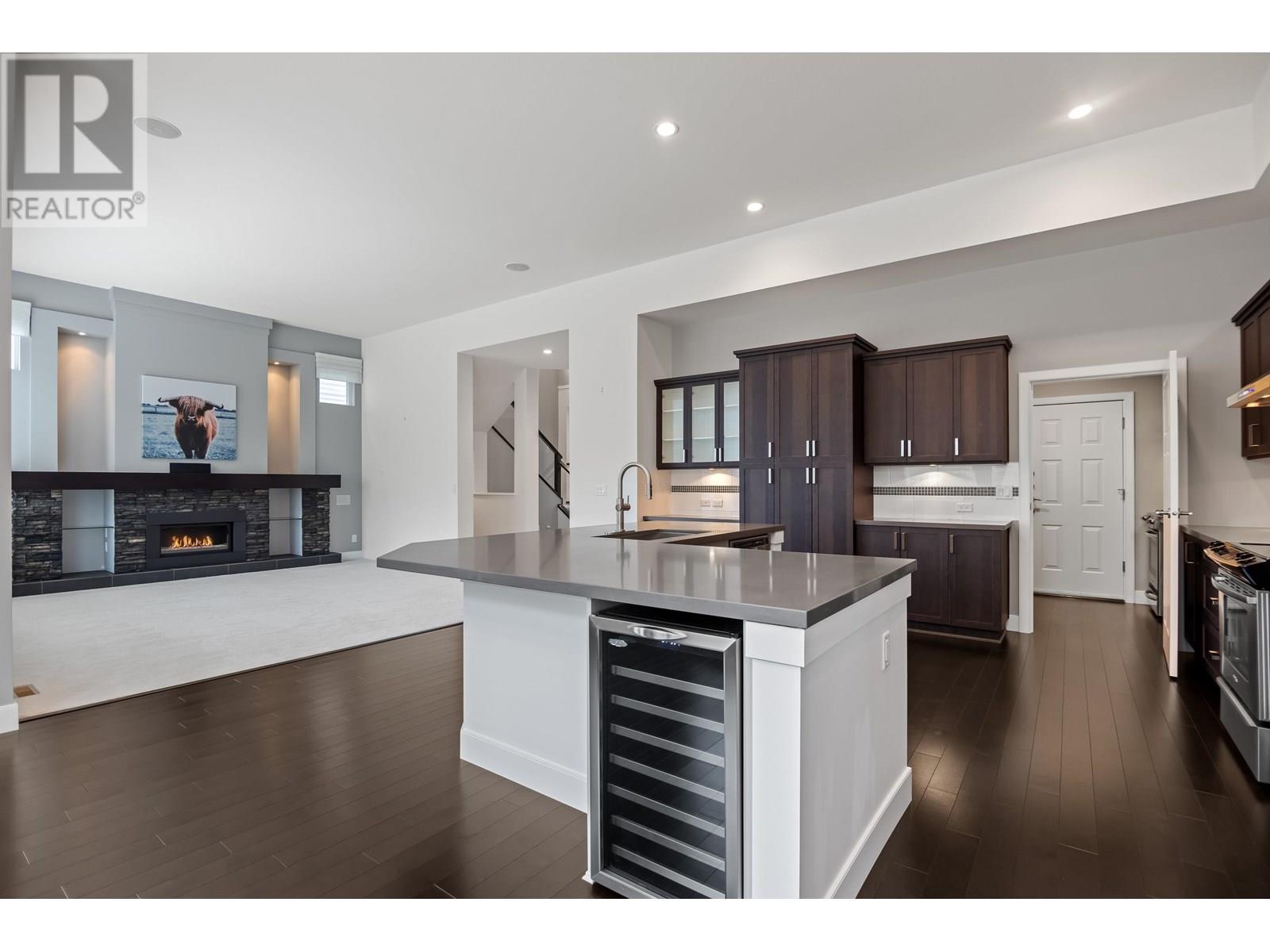 1511 Dayton Street, Coquitlam, British Columbia  V3E 0J6 - Photo 14 - R2988666