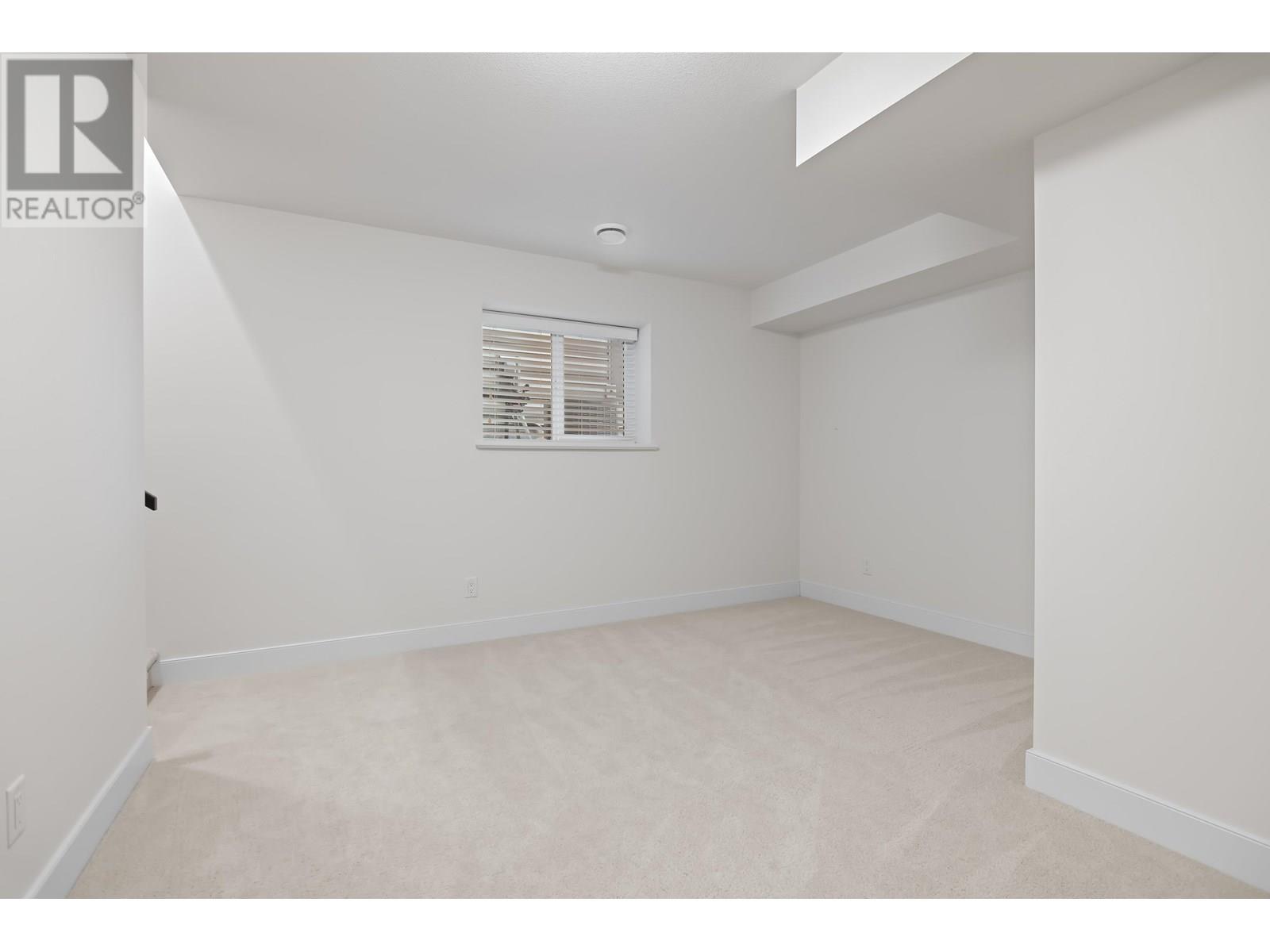 1511 Dayton Street, Coquitlam, British Columbia  V3E 0J6 - Photo 32 - R2988666