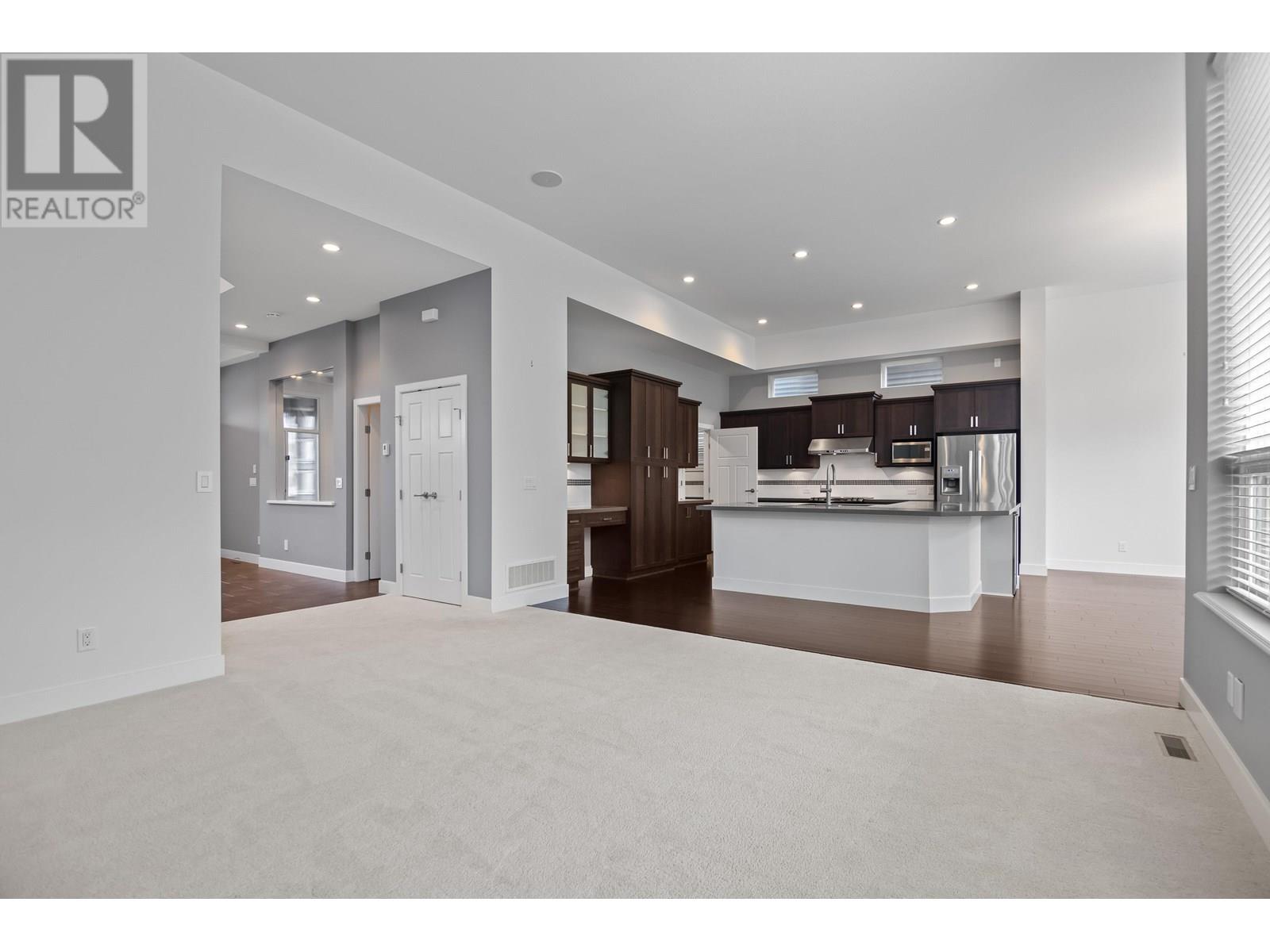 1511 Dayton Street, Coquitlam, British Columbia  V3E 0J6 - Photo 9 - R2988666