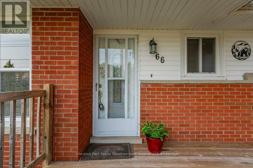 66 June Avenue, Guelph (Riverside Park), Ontario  N1H 1J1 - Photo 10 - X12072532