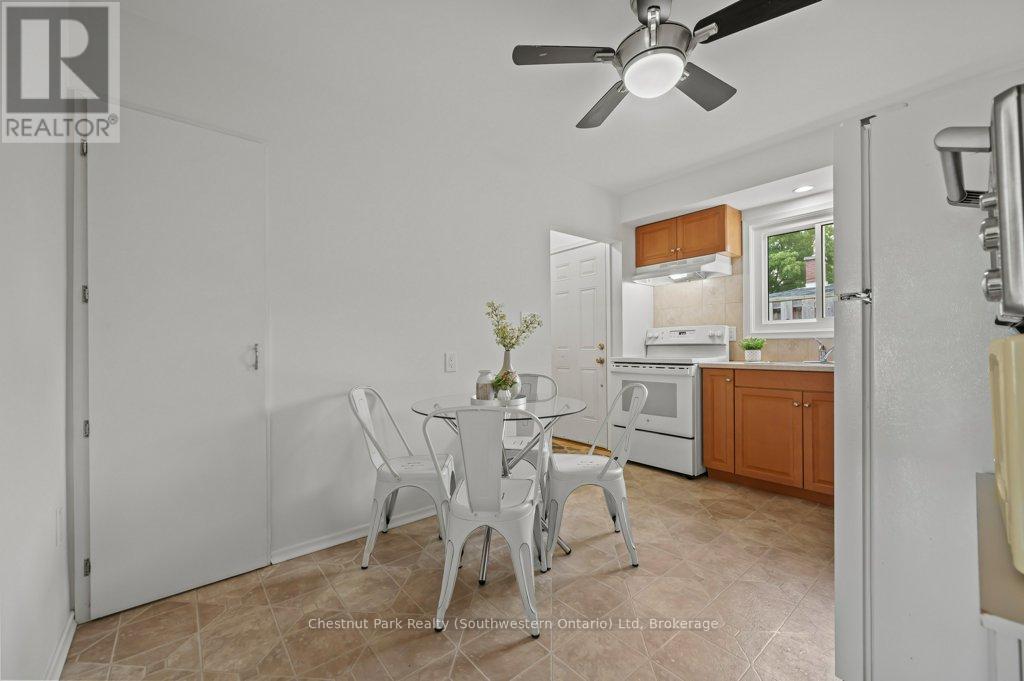 66 June Avenue, Guelph (Riverside Park), Ontario  N1H 1J1 - Photo 15 - X12072532