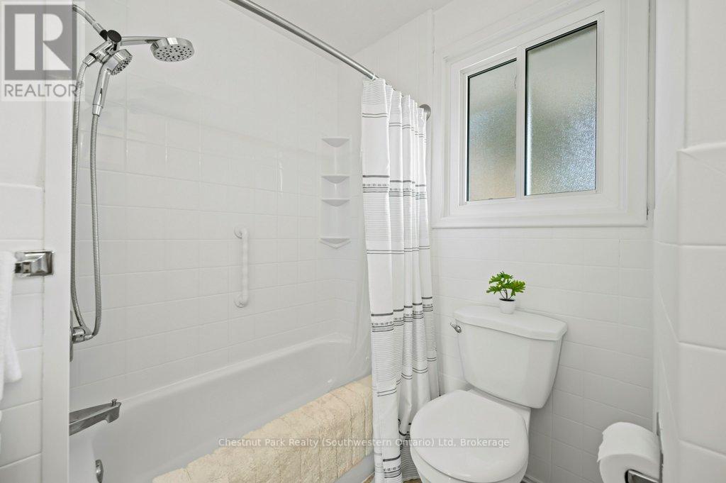 66 June Avenue, Guelph (Riverside Park), Ontario  N1H 1J1 - Photo 28 - X12072532