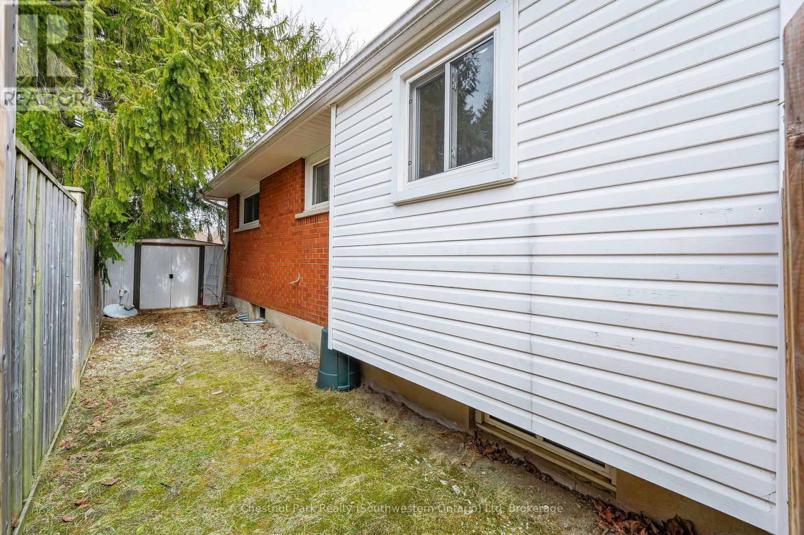 66 June Avenue, Guelph (Riverside Park), Ontario  N1H 1J1 - Photo 37 - X12072532
