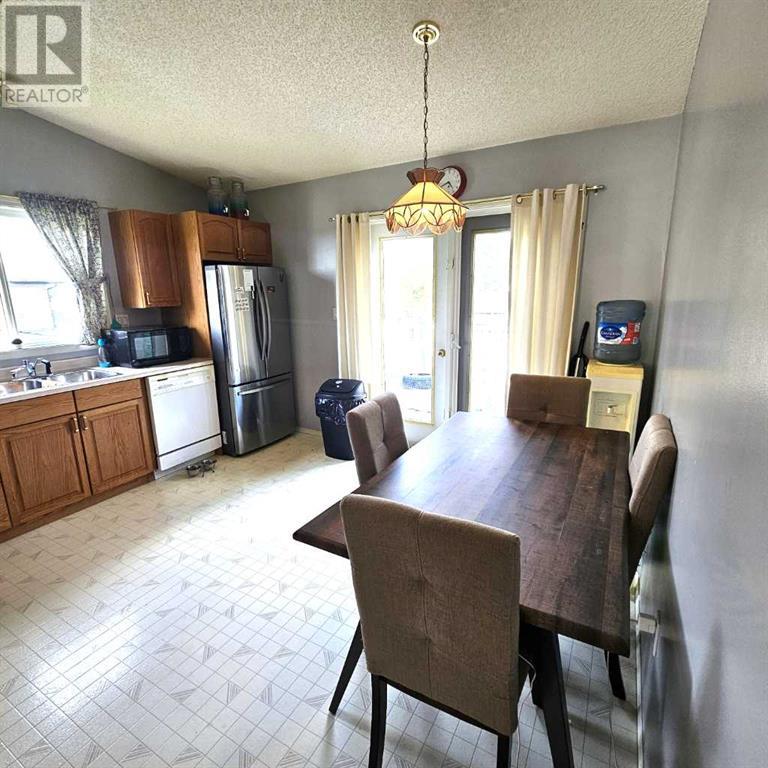 5014 9 Avenue, Edson, Alberta  T7E 1E8 - Photo 7 - A2195533