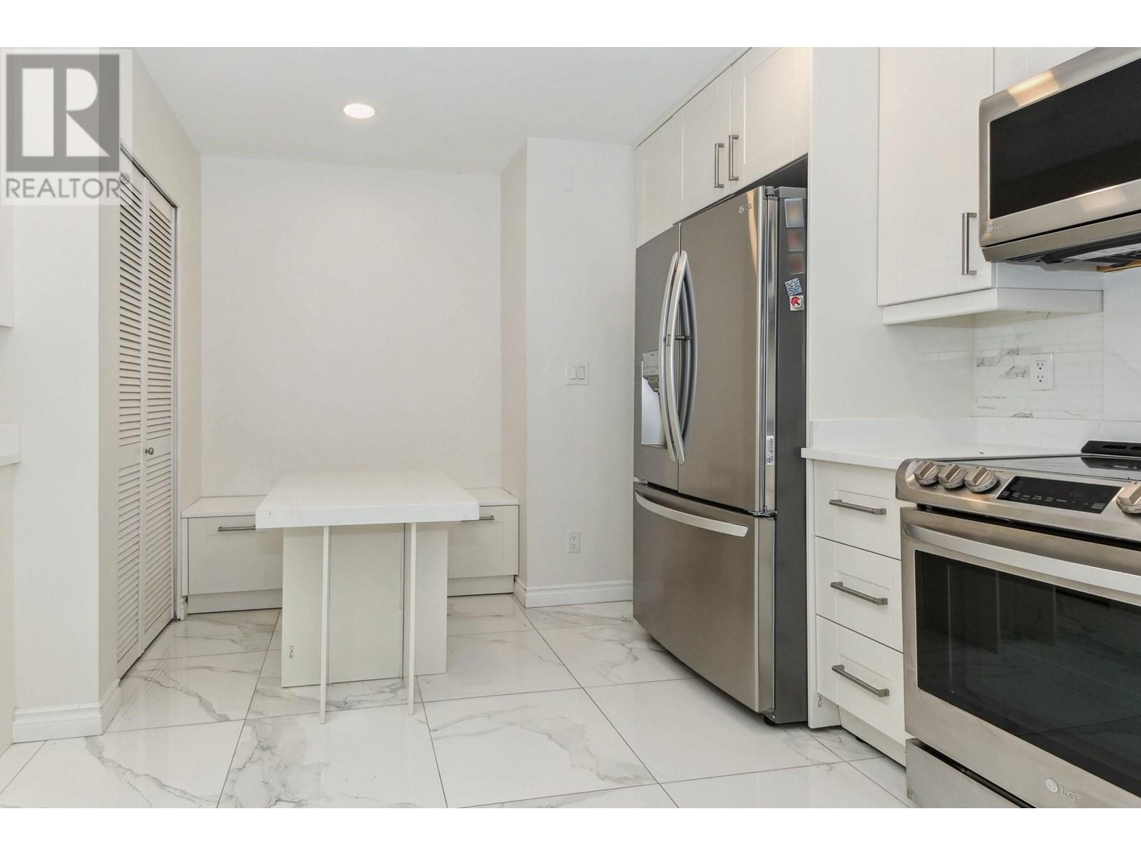 3692 Oxford Street, Port Coquitlam, British Columbia  V3B 4E6 - Photo 11 - R2986176