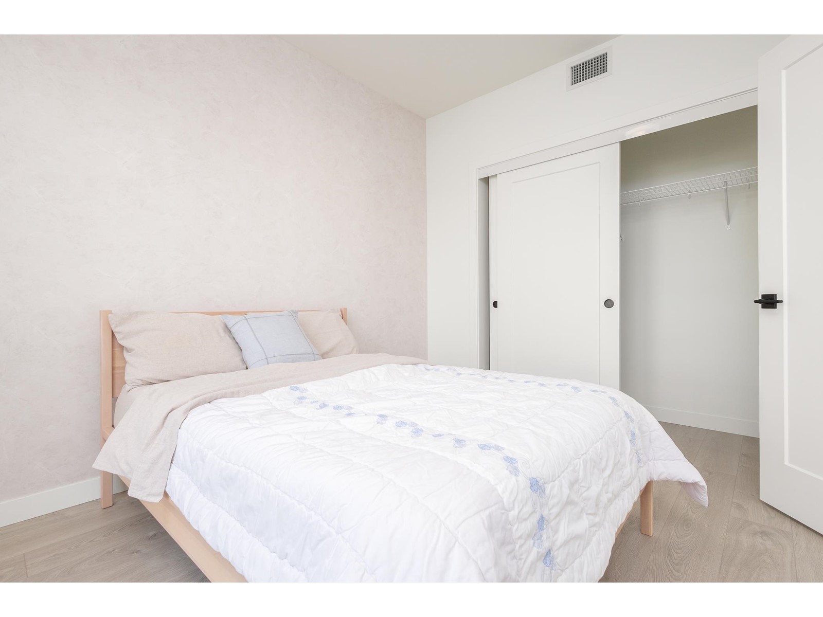 D508 8327 201 Street, Langley, British Columbia  V2Y 3P4 - Photo 6 - R2988618