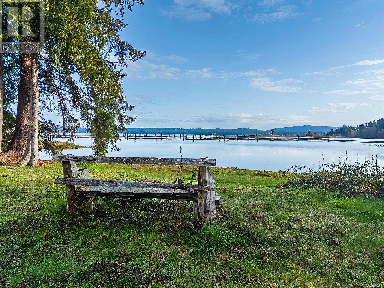 8460 Penny Lane, Fanny Bay, British Columbia  V0R 1W0 - Photo 7 - 994887