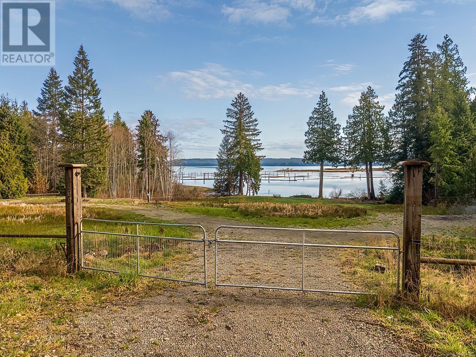 8460 Penny Lane, Fanny Bay, British Columbia  V0R 1W0 - Photo 22 - 994887
