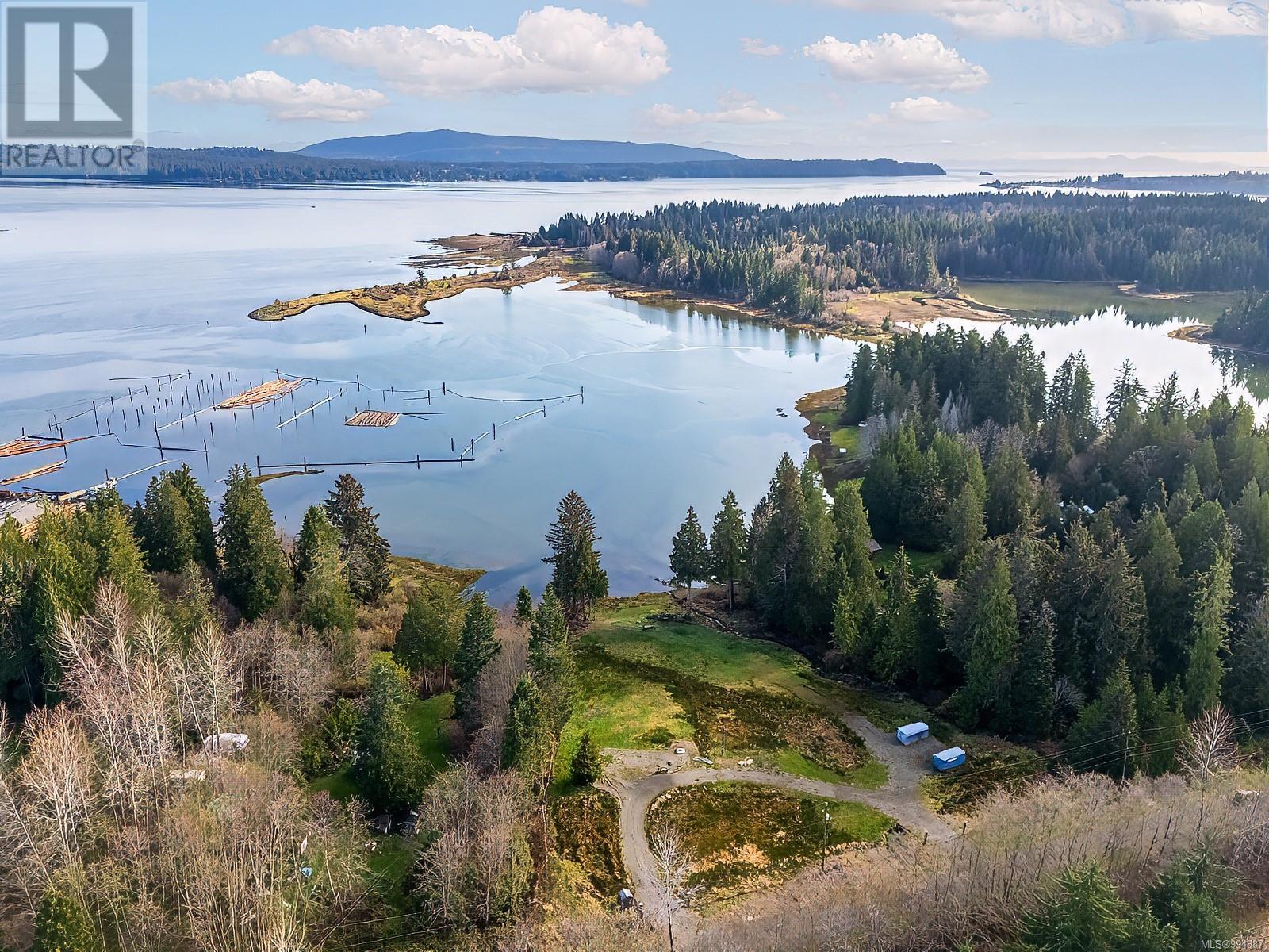 8460 Penny Lane, Fanny Bay, British Columbia  V0R 1W0 - Photo 11 - 994887