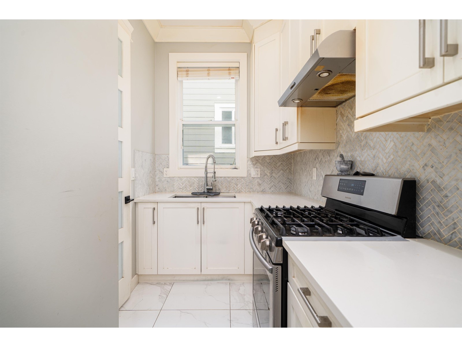 15453 76b Avenue, Surrey, British Columbia  V3S 1C2 - Photo 18 - R2986977