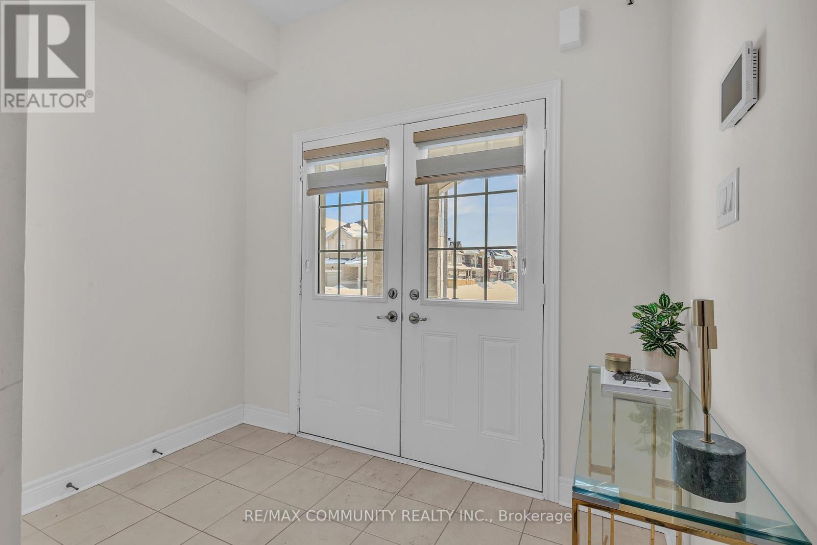 Property at 18 WALWORTH STREET image 4
