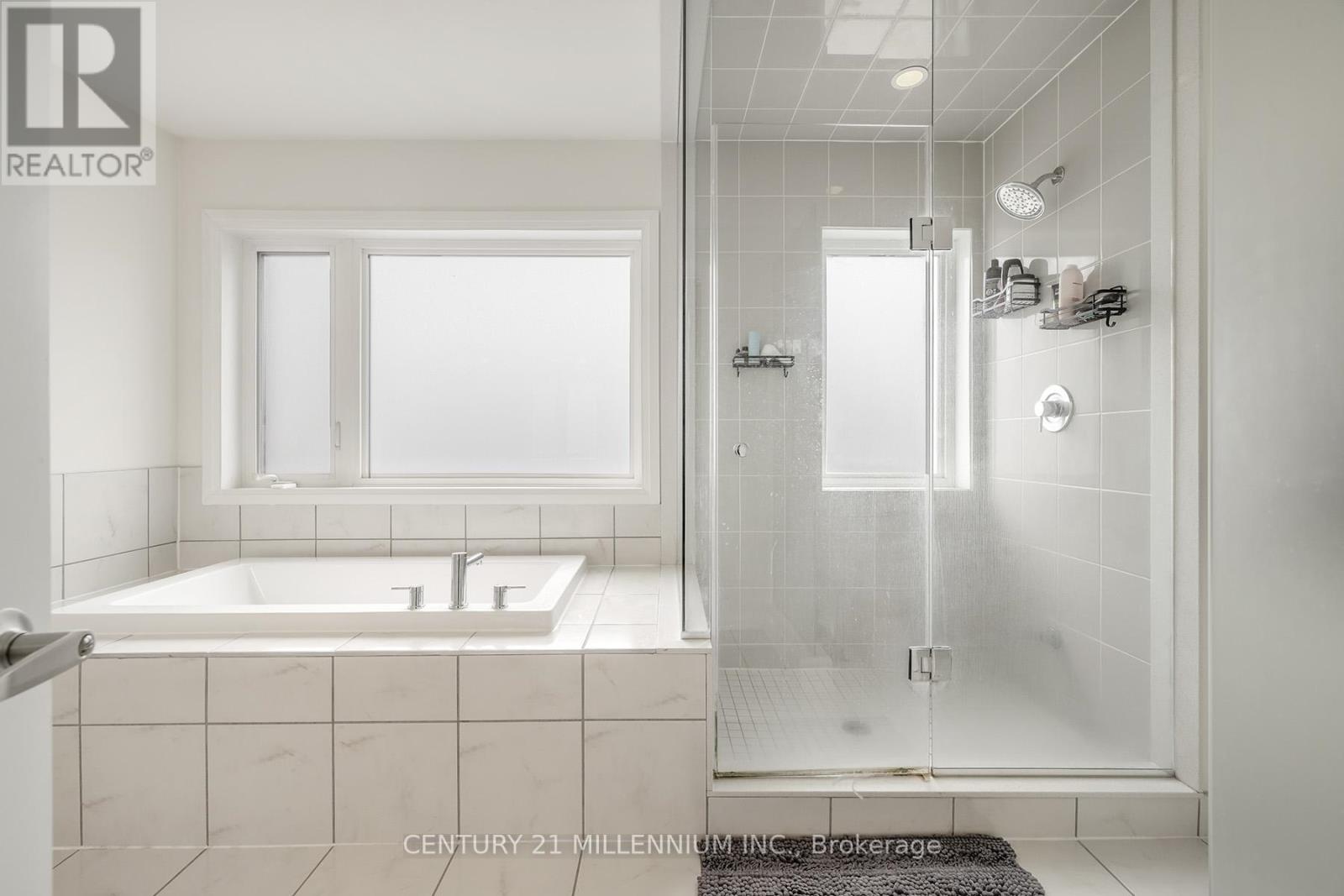 44 Sarah Jackson Crescent, Toronto, Ontario  M3K 0B6 - Photo 17 - W12073269