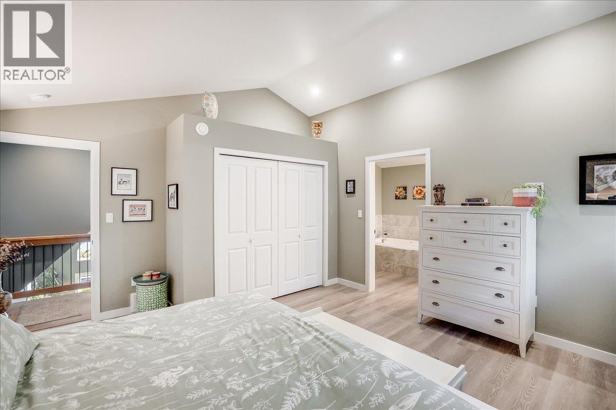 7606 3a Highway, Balfour, British Columbia  V0G 1C0 - Photo 69 - 10342606