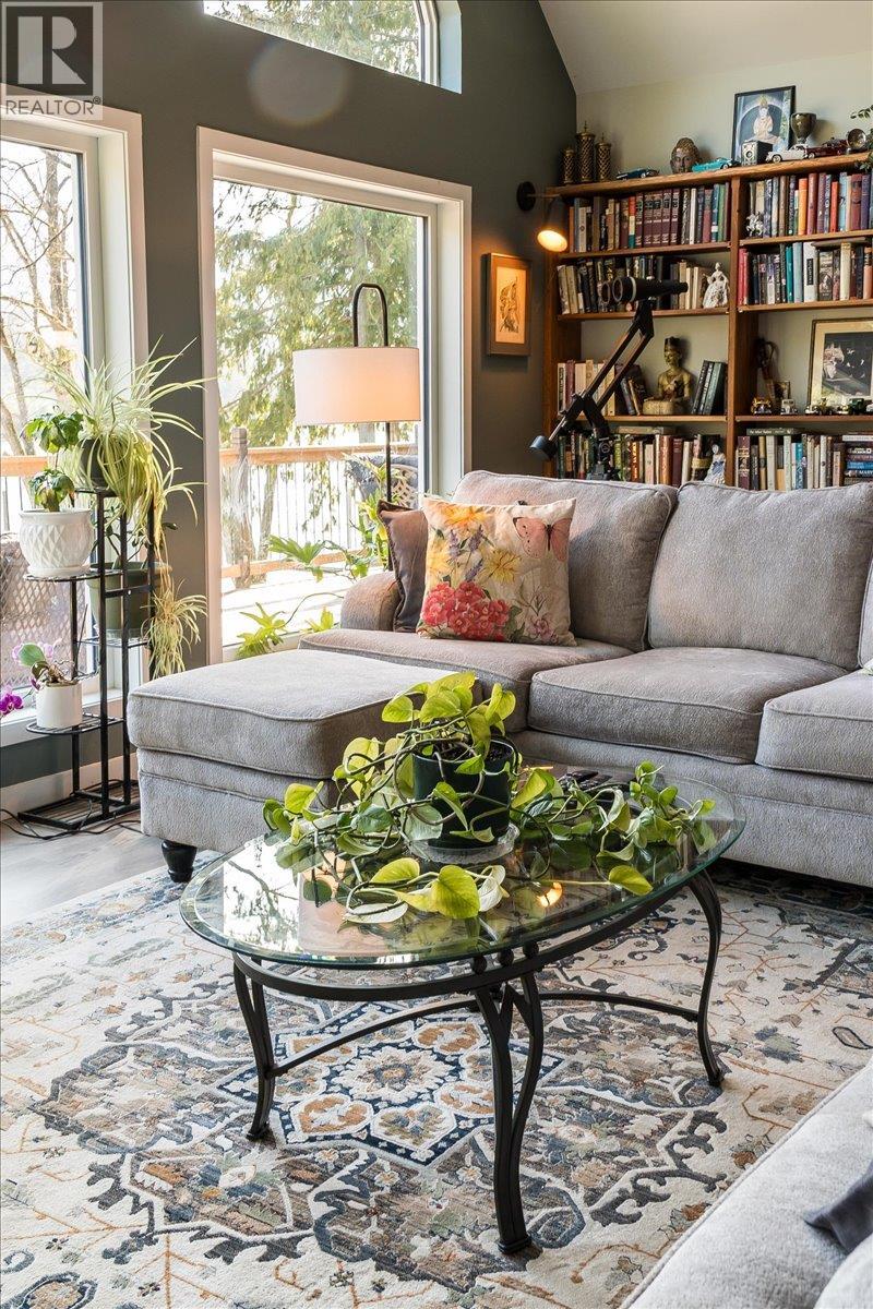 7606 3a Highway, Balfour, British Columbia  V0G 1C0 - Photo 31 - 10342606