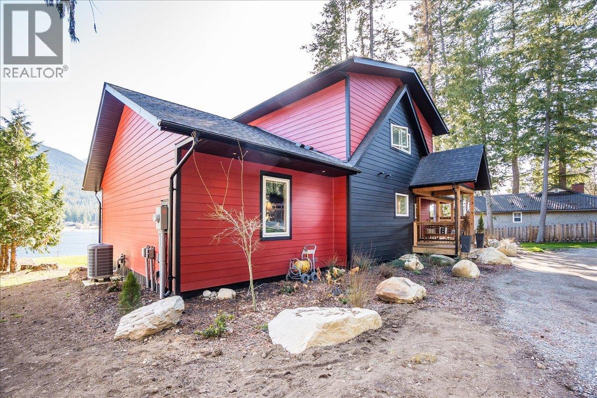 7606 3a Highway, Balfour, British Columbia  V0G 1C0 - Photo 22 - 10342606