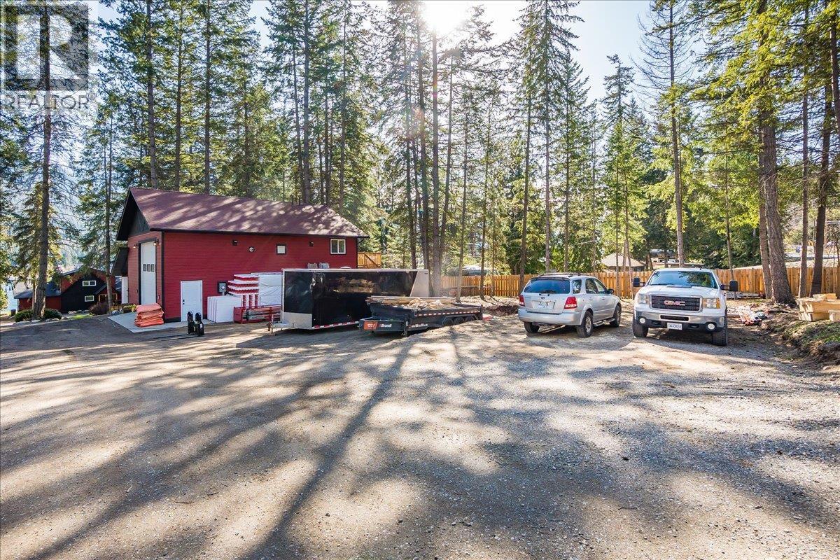 7606 3a Highway, Balfour, British Columbia  V0G 1C0 - Photo 12 - 10342606