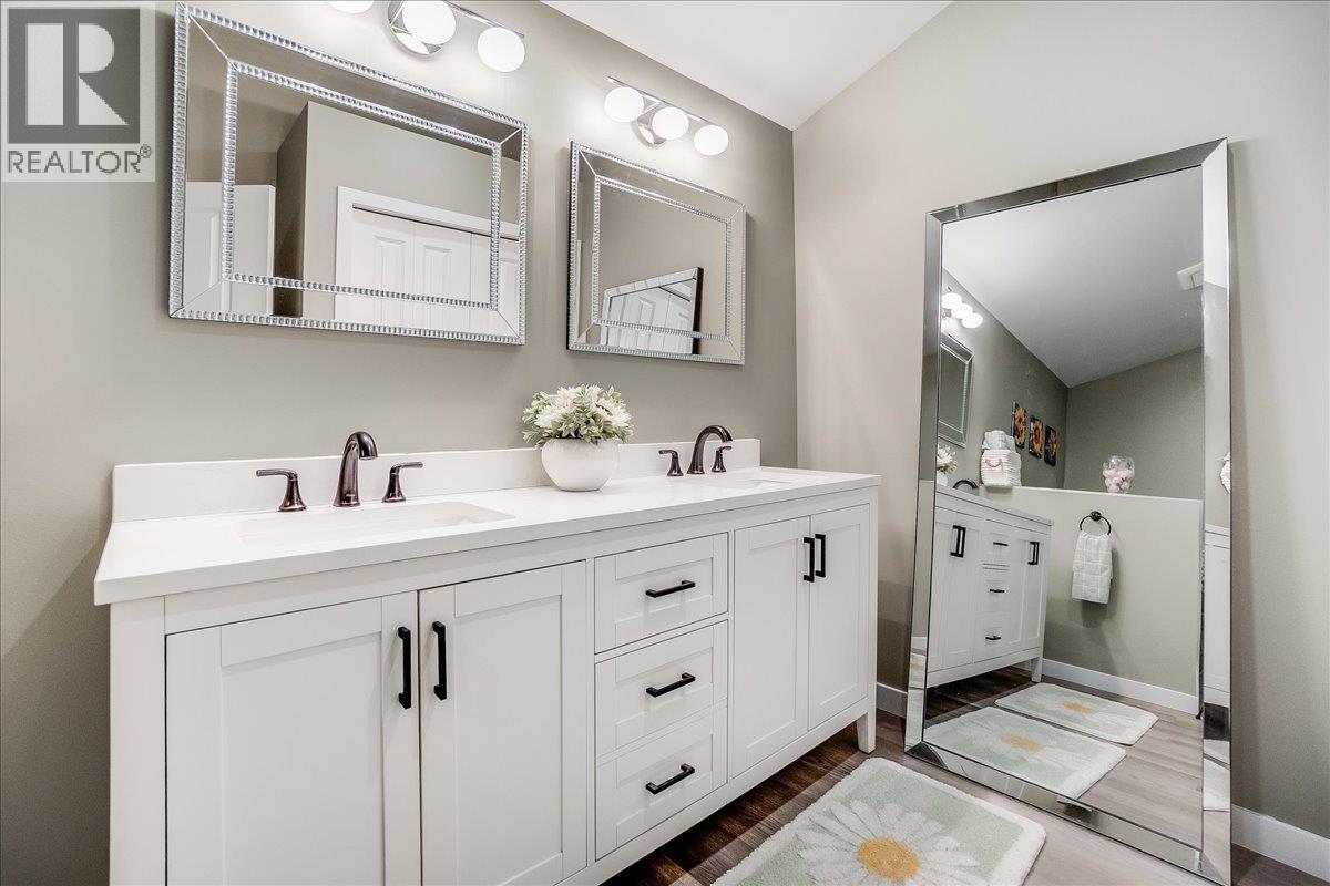 7606 3a Highway, Balfour, British Columbia  V0G 1C0 - Photo 71 - 10342606