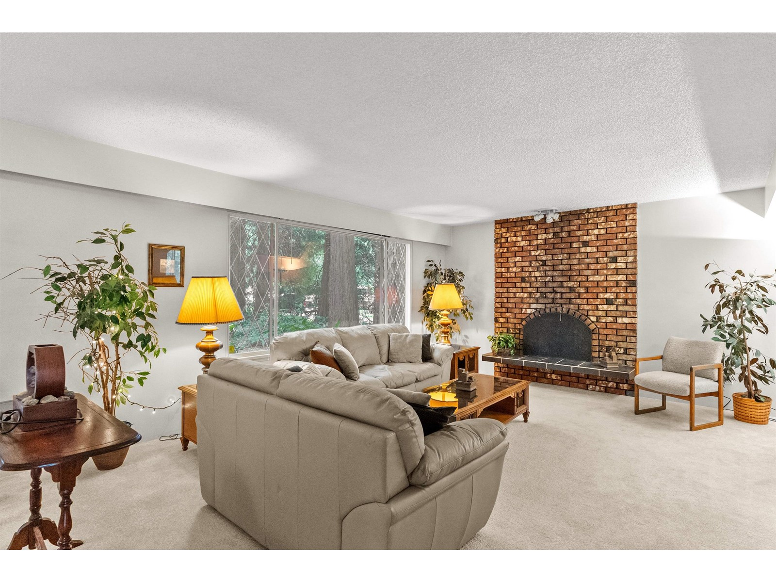 Property at 4280 196B STREET image 3