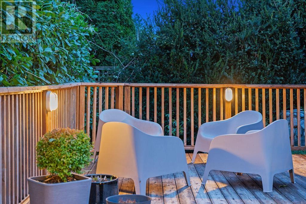 1045 Cortell Street, North Vancouver, British Columbia  V7P 2A2 - Photo 32 - R2982006