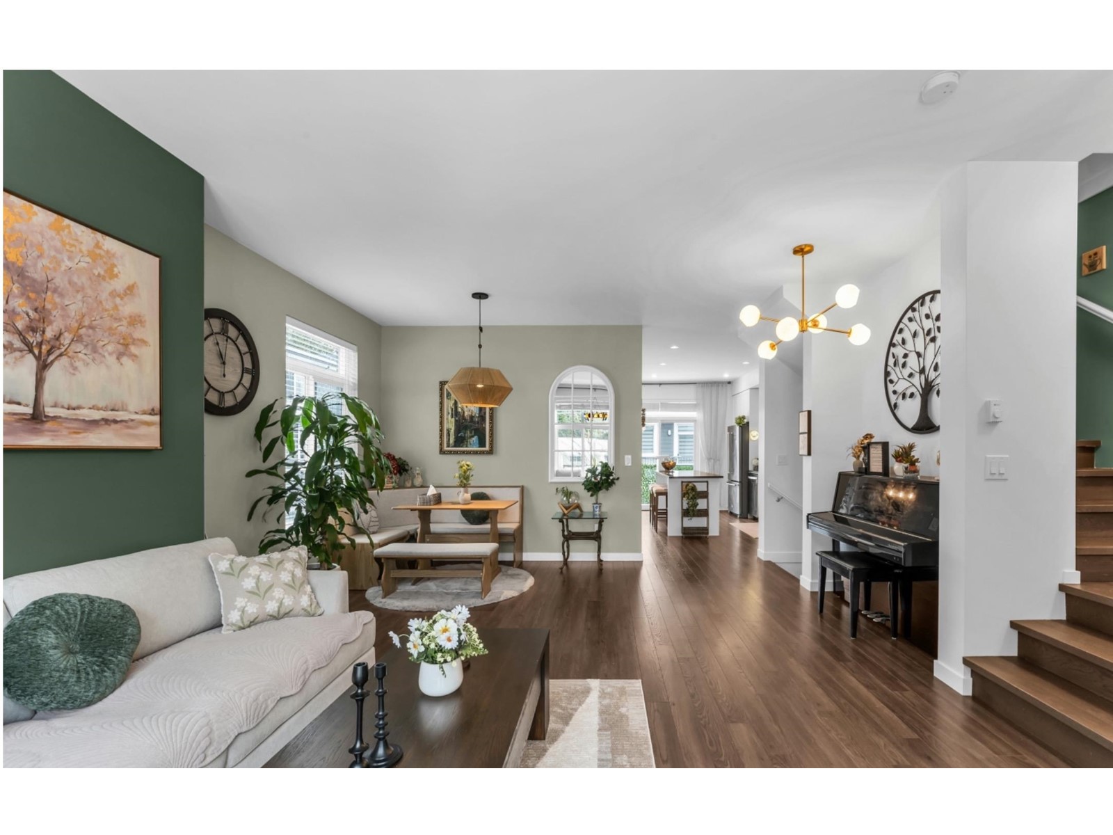 1 16357 15 Avenue, Surrey, British Columbia  V4A 1L4 - Photo 1 - R2988705