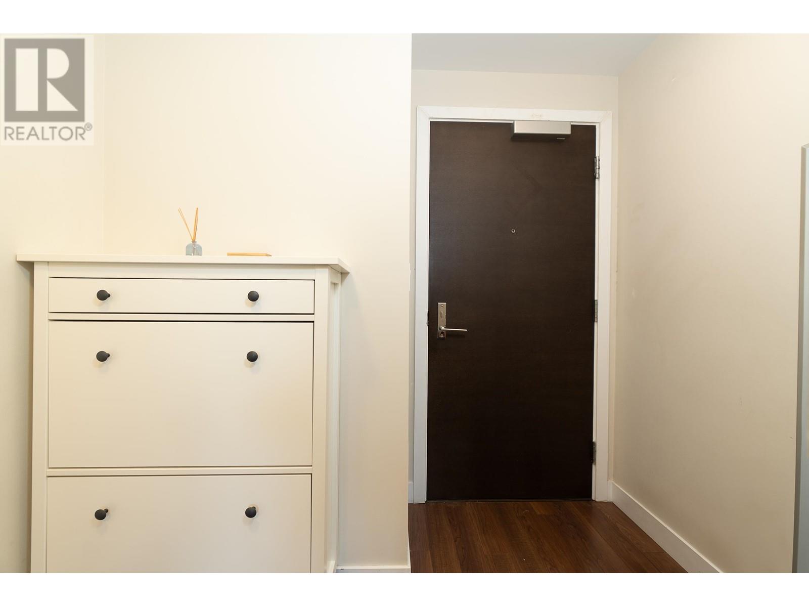 2207 2077 Rosser Avenue, Burnaby, British Columbia  V5C 0G6 - Photo 5 - R2987623