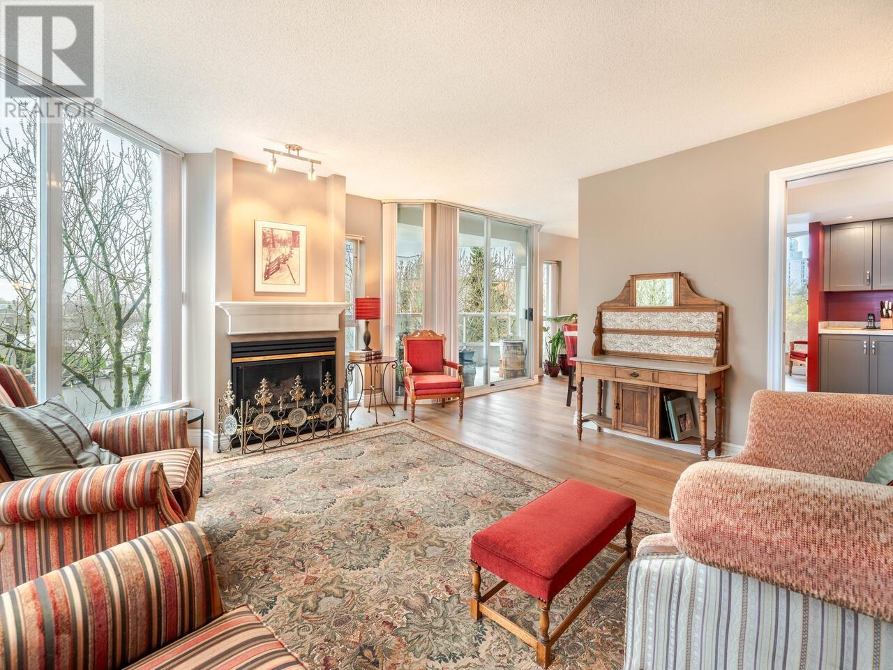 305 1135 Quayside Drive, New Westminster, British Columbia  V3M 6J4 - Photo 5 - R2988716