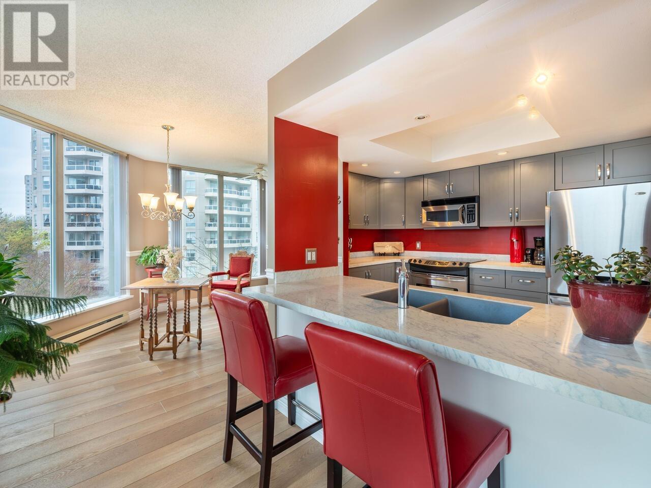 305 1135 Quayside Drive, New Westminster, British Columbia  V3M 6J4 - Photo 8 - R2988716