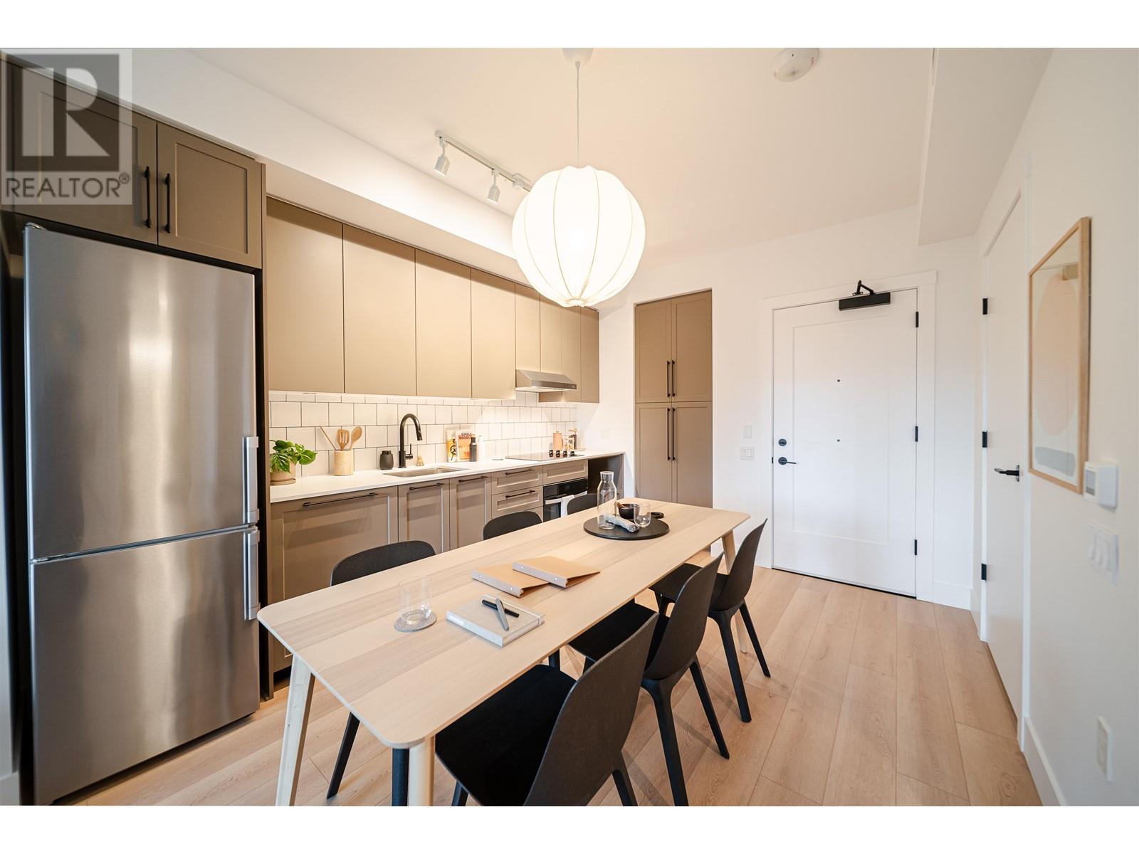 405 8750 University Crescent, Burnaby, British Columbia  V5A 0G9 - Photo 9 - R2988733