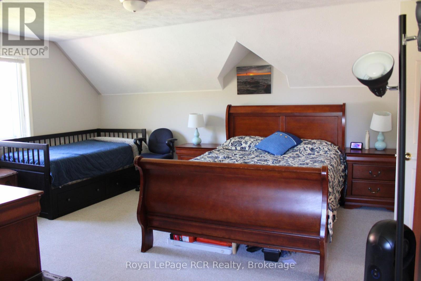 96 Main Street, Northern Bruce Peninsula, Ontario  N0H 1W0 - Photo 21 - X12073314