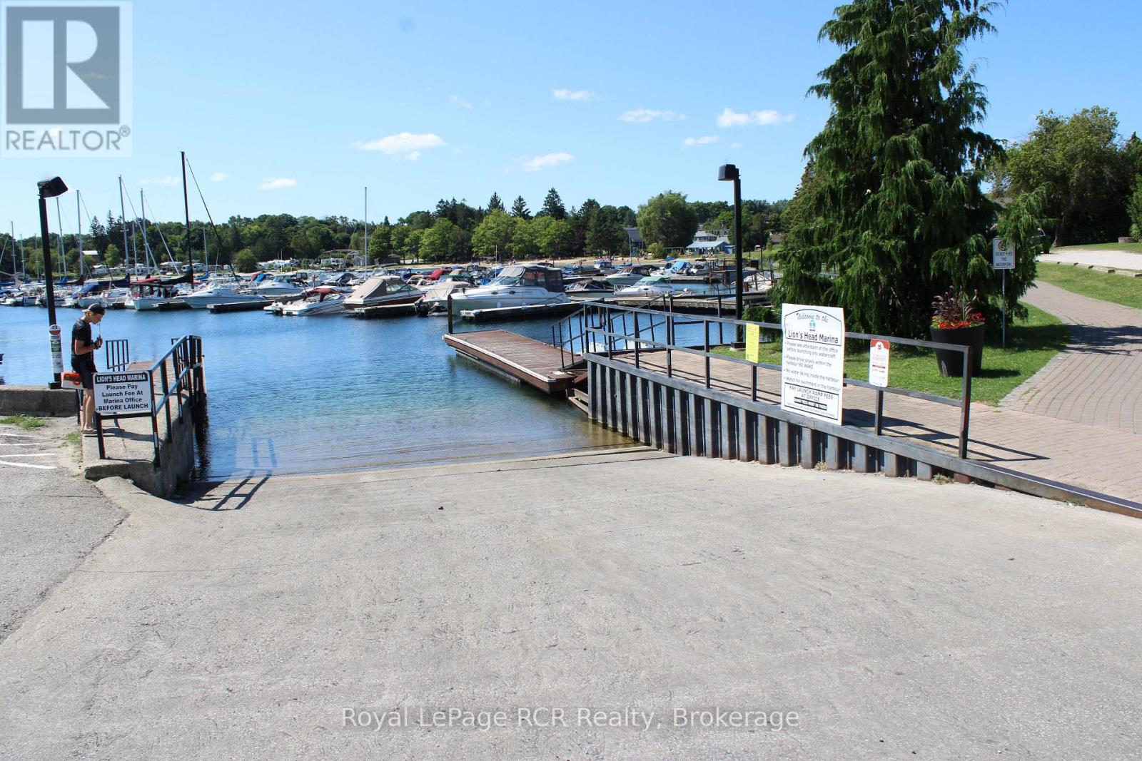 96 Main Street, Northern Bruce Peninsula, Ontario  N0H 1W0 - Photo 31 - X12073314