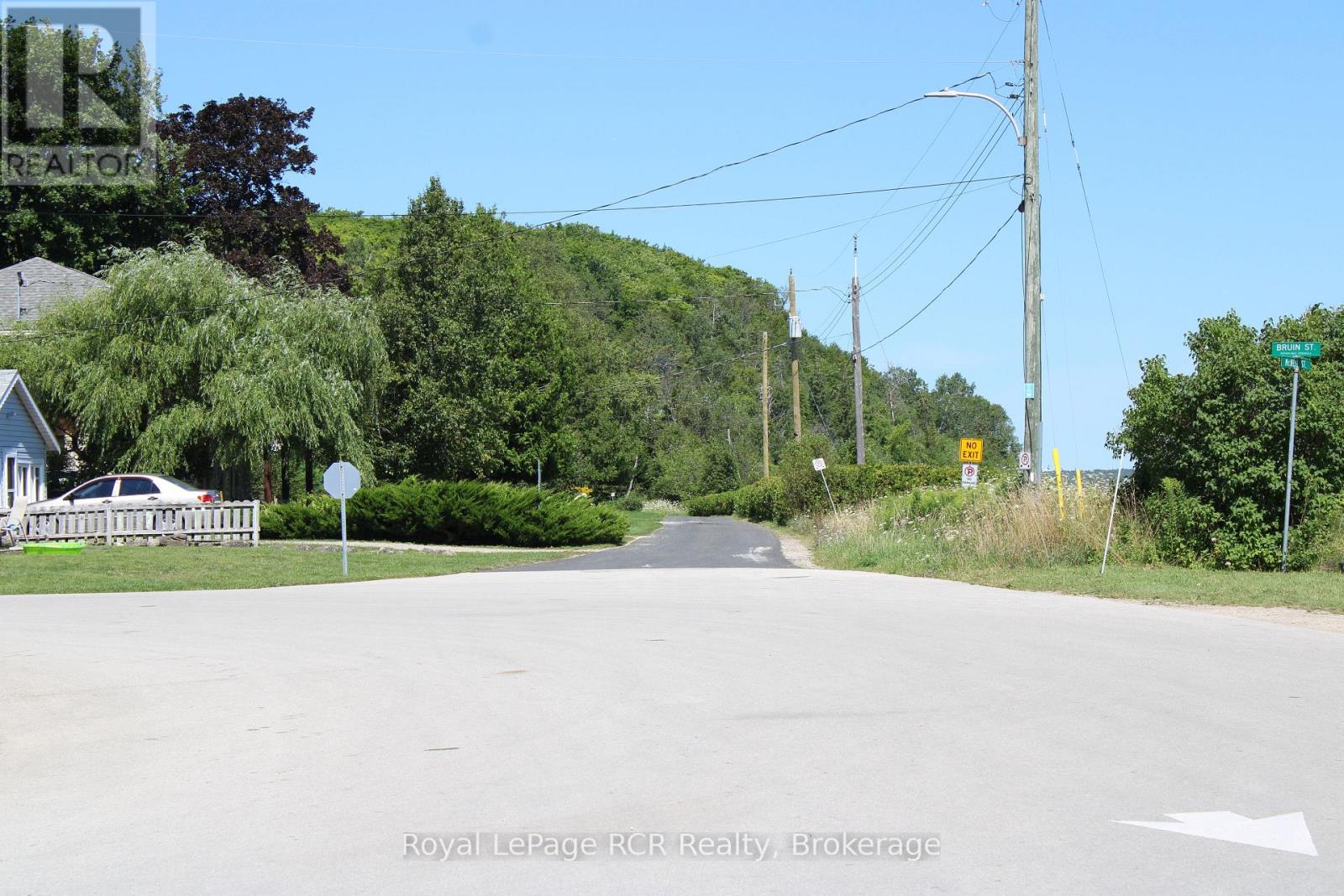 96 Main Street, Northern Bruce Peninsula, Ontario  N0H 1W0 - Photo 32 - X12073314