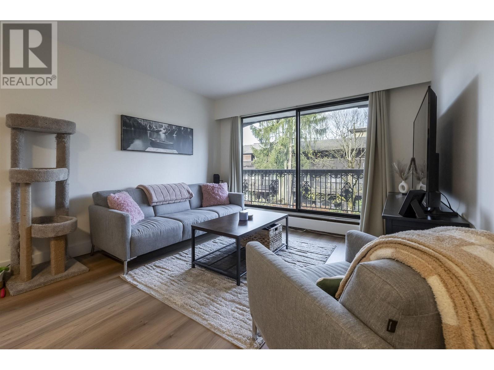 Property at 201 721 HAMILTON STREET image 2
