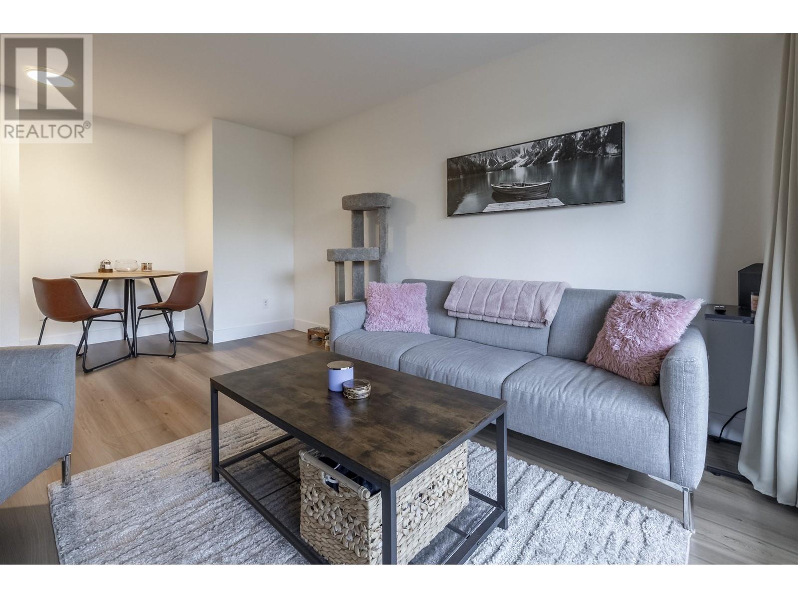 201 721 Hamilton Street, New Westminster, British Columbia  V3M 2M7 - Photo 6 - R2988509